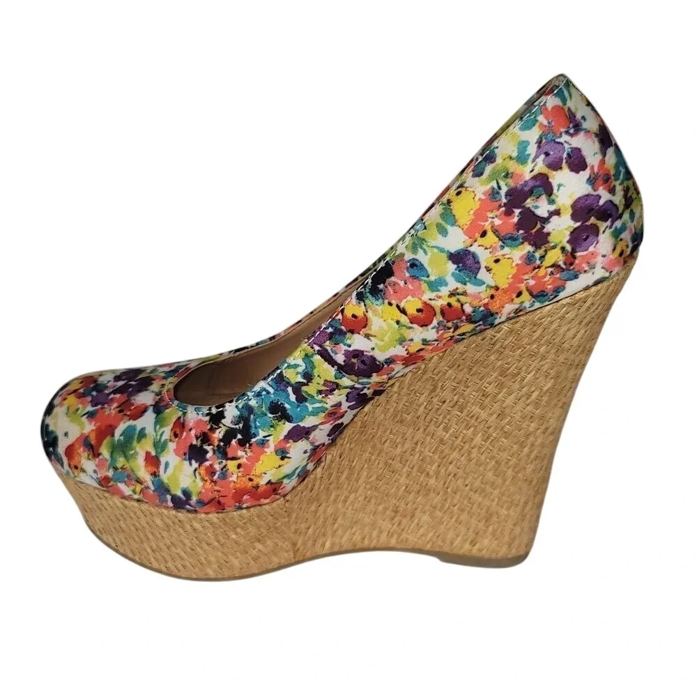 Brash Summer Wildflower Platform Closed Toe‎ Shoes